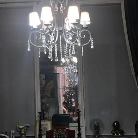 Au 33 D'hotes فندق مبيت وإفطار