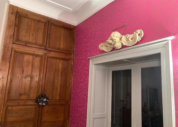 Bed & Breakfast Au 33 D'hotes *