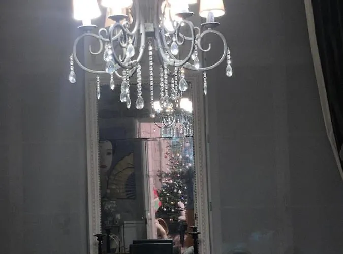 Au 33 D'hotes Bed & Breakfast