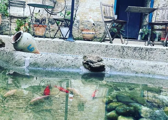 Bed & Breakfast Au 33 D'hotes